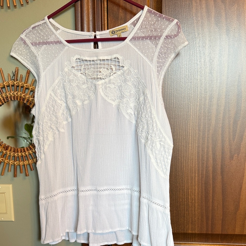 Democracy White Lace Detail Blouse Size Small